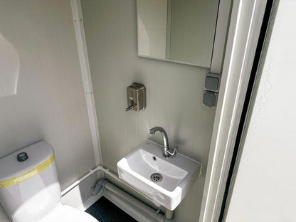 Contenedor sanitario de doble wc (220x120m)nuevo