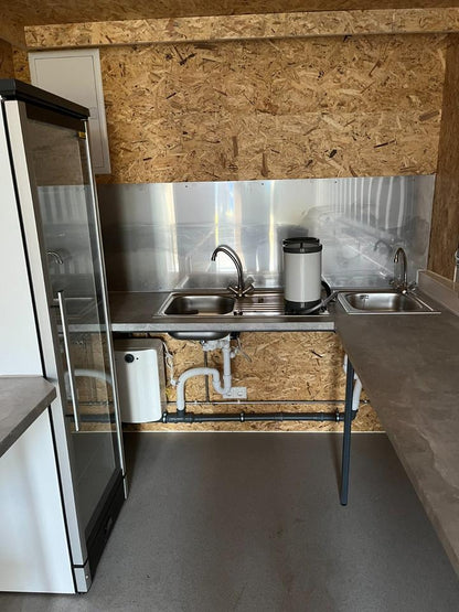 Contenedor de bar de 6m