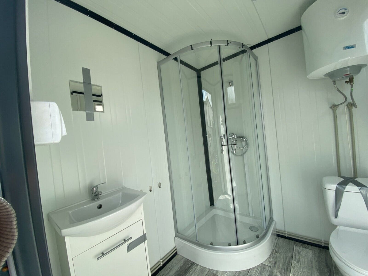 Contenedor sanitario (2x2x 2,8m)